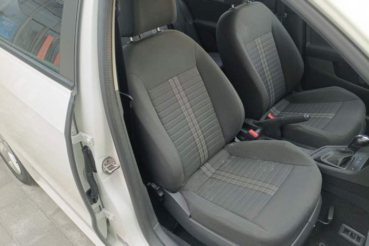 Used Volkswagen Lavida 2019 Lavida Start 1.5L Automatic Trendy Version China VI Standard
