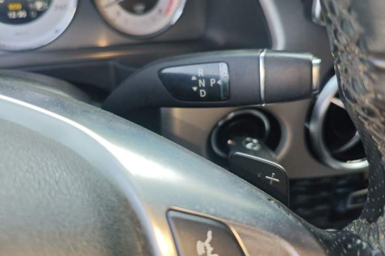 Used Mercedes-Benz GLK-Class 2015 GLK 260 4MATIC Fashion Edition Ultimate Version
