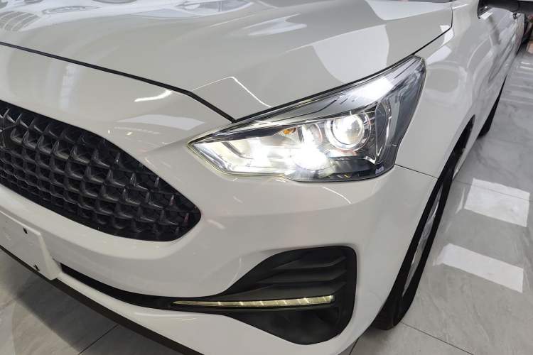 Used Haval M6 2019 1.5T DCT Two-Wheel Drive Value Edition China VI Standard
