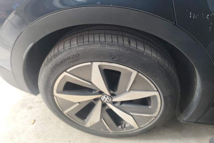 Used Volkswagen ID.4 CROZZ 2022 Long-Range PURE+ Edition