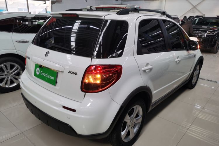 Used Suzuki SX4 2016 1.6L Automatic Classic Edition
