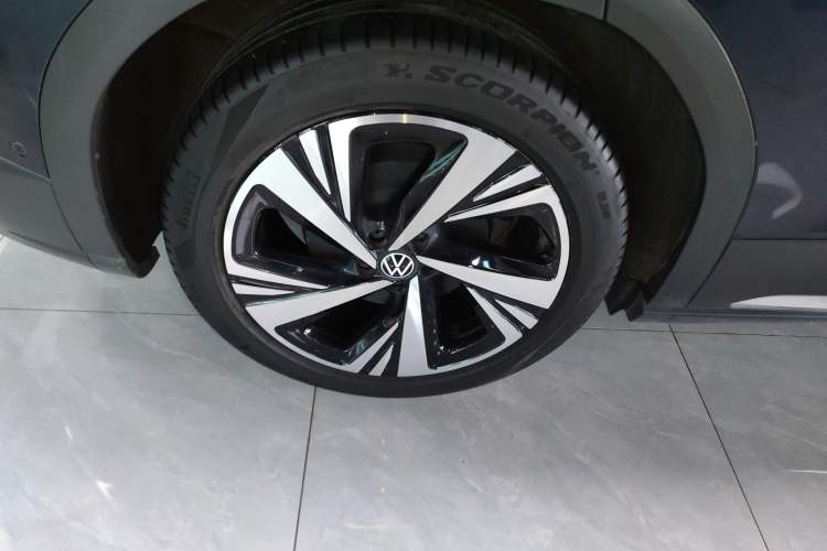 Used Volkswagen ID.6 CROZZ 2022 Long-Range PRO Edition
