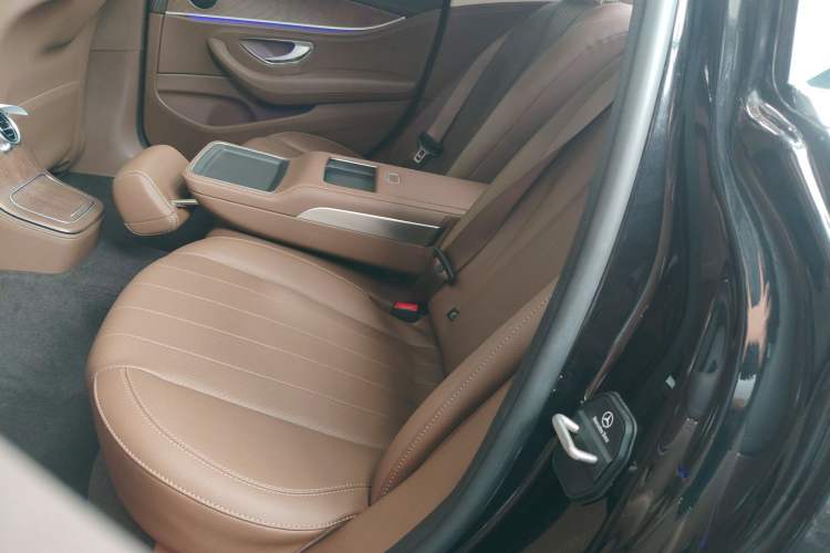 Used Mercedes-Benz E-Class 2023 Updated E 300 L Fashion Edition