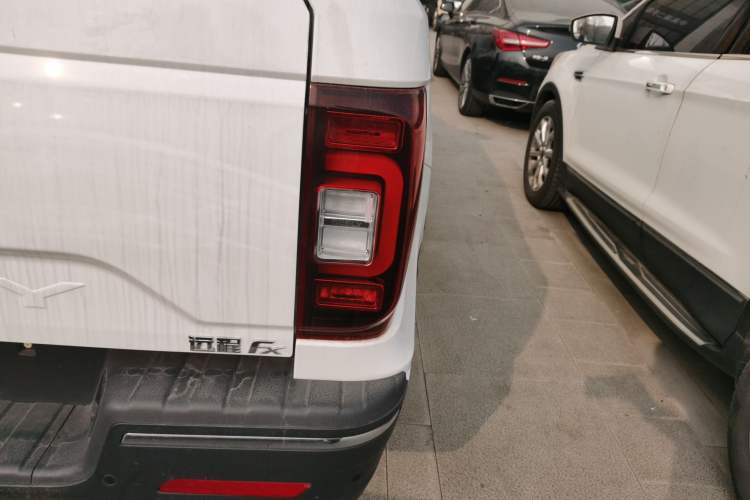 Used Farizon FX 2021 1.8T Smart Connect 5-Seater
