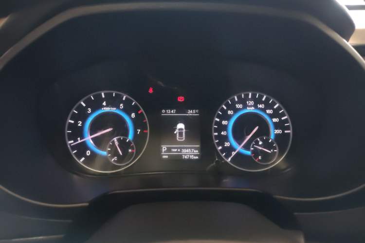 Used Dongfeng Fengon S560 2018 1.8L CVT Elite Model 7 Seats
