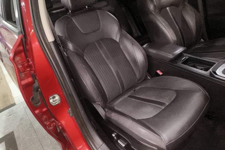 Used Dongfeng Aeolus Yixuan 2020 230T Automatic Cool Edition
