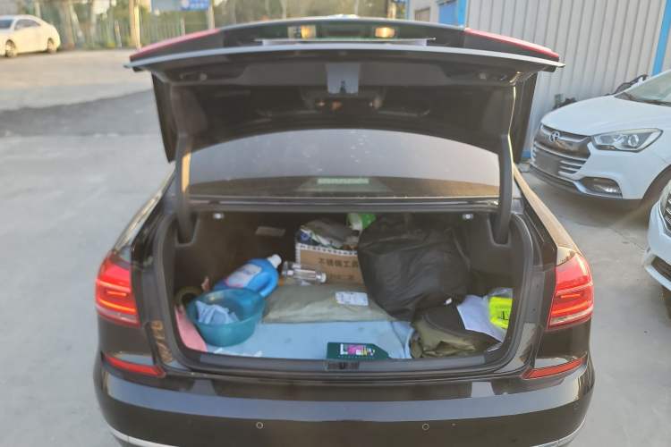 Used Volkswagen Passat 2017 280TSI DSG Luxury Edition
