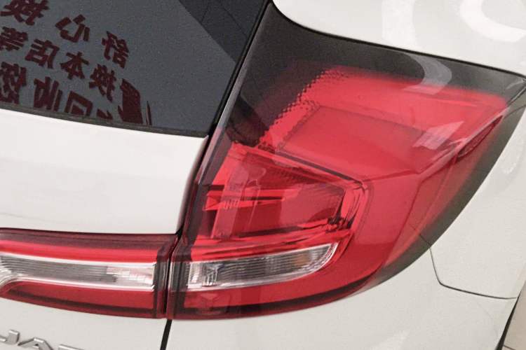 Used Honda Jade 2020 1.8L automatic Comfort version
