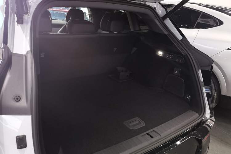 Used Zeekr 7X 2025 100kWh Long-Range All-Wheel Drive Intelligent Driving Version
