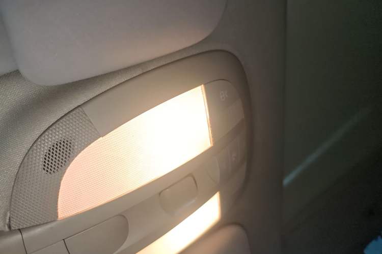 Used Mercedes-Benz R-Class 2017 R 320 4MATIC Business Edition Prestige Model