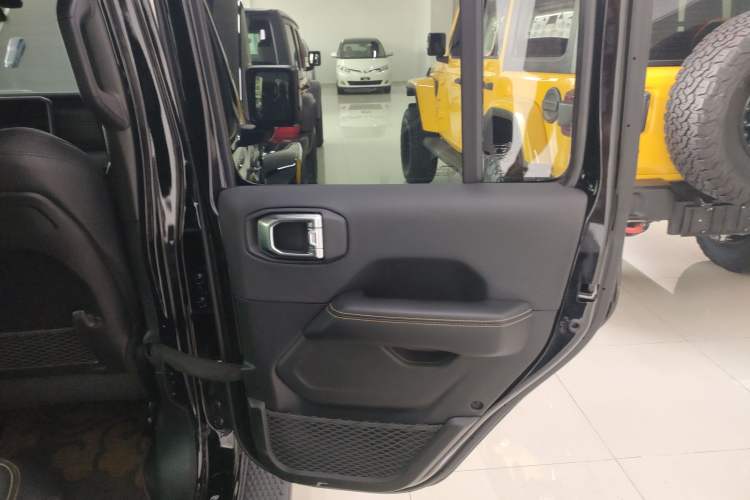 Used  Wrangler 2024 2.0T Sahara Four-Door Edition
