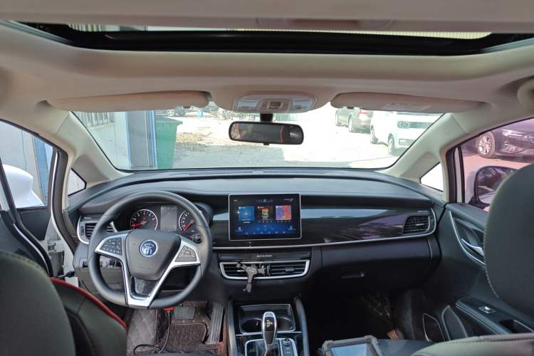 Used BYD Song MAX 2019 1.5T Automatic Smart Connect Ruiyi Sunroof Version 6 Seats China VI Standard
