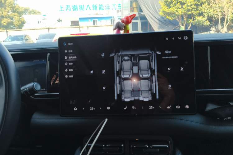 Used  Leopard 5 2023 Navigator Edition