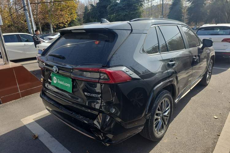 Used Toyota Wildlander 2024 2.0L CVT Two-Wheel Drive Luxury PLUS Edition