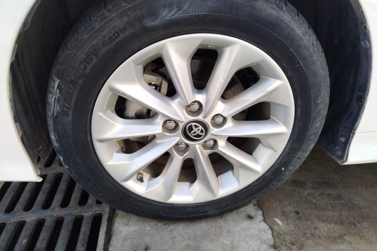 Used Toyota Corolla 2019 Dual-Engine 1.8L E-CVT GL-i Elite Edition