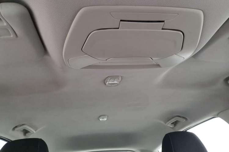 Used Ford Kuga 2015 1.5L GTDi Two-Wheel-Drive Comfort Model
