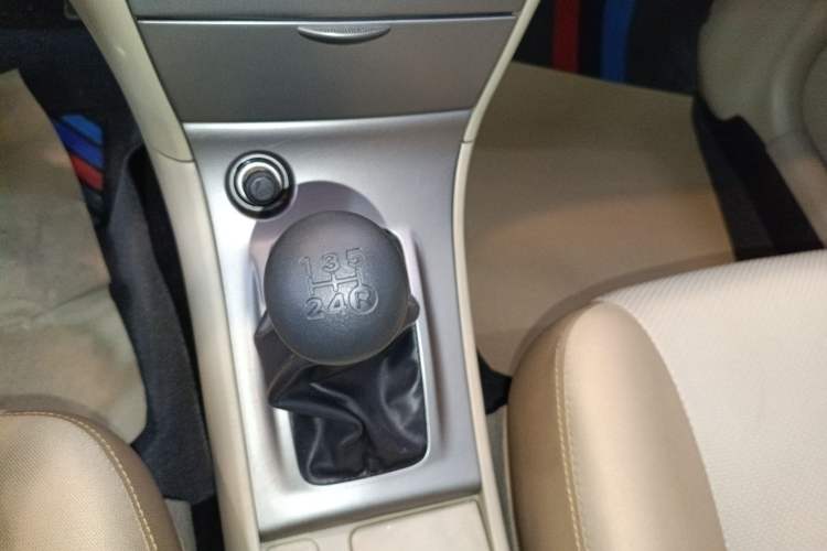 Used Toyota Corolla EX 2013 1.6L Manual Excellence Edition
