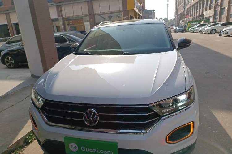 Used Volkswagen T-ROC 2018 280TSI DSG Two-Wheel Drive Advanced Version China V Emission Standard
