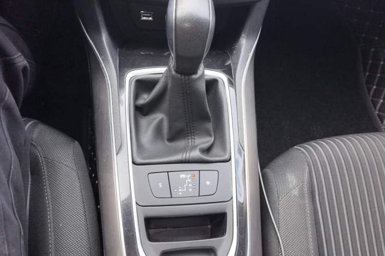 Used Peugeot 408 2015 1.2T Automatic Luxury Edition