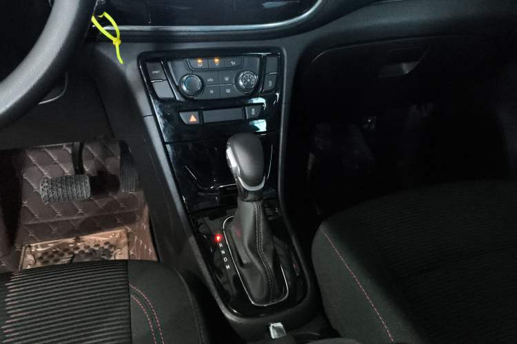 Used Buick Encore 2018 18T Automatic Two-Wheel Drive Urban Leading Model
