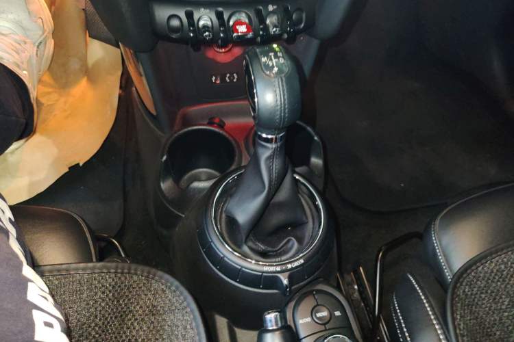 Used  MINI 2016 1.5T COOPER Five-Door Edition