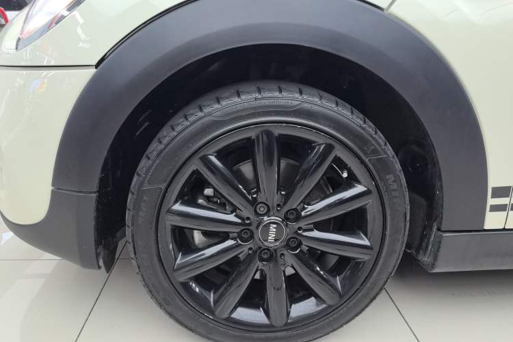 Used  MINI 2016 2.0T COOPER S Five-Door Edition
