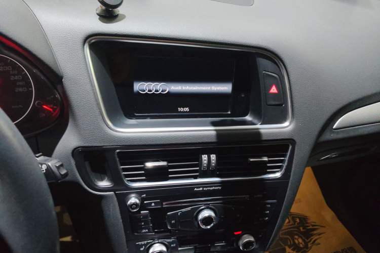 Used Audi Q5 2017 Plus 40 TFSI Technology Model
