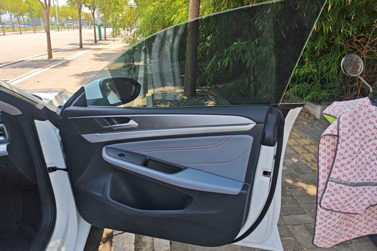 Used Volkswagen Lamando 2024 Lavida L 280TSI DSG Cool & Spicy Edition
