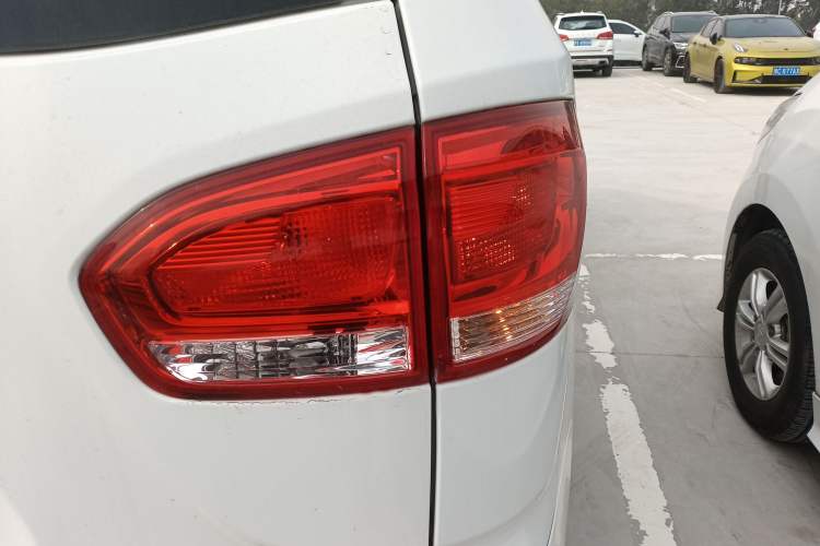 Used SAIC MAXUS G10 2018 PLUS 2.0T Automatic Smart Edition
