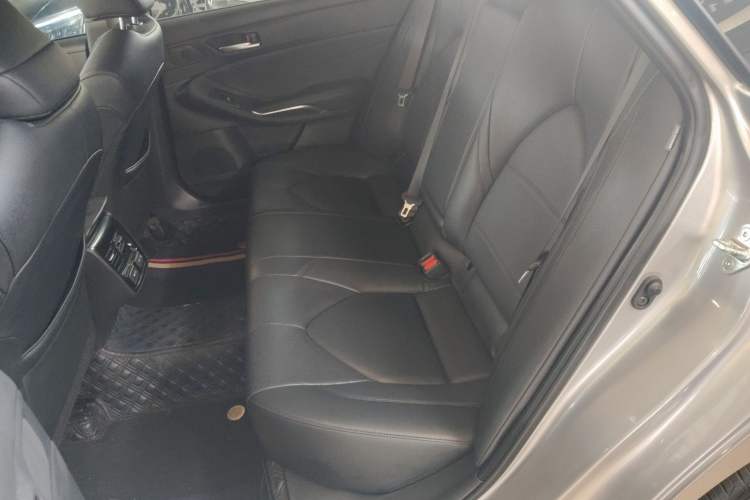 Used Toyota Avalon 2022 2.0L XLE Premium Edition
