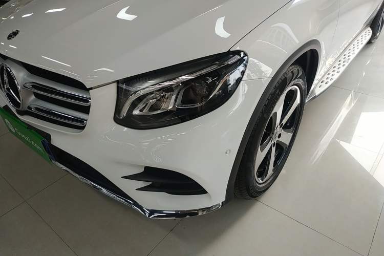 Used Mercedes-Benz GLC 2019 Facelift GLC 260 L 4MATIC Luxury Model
