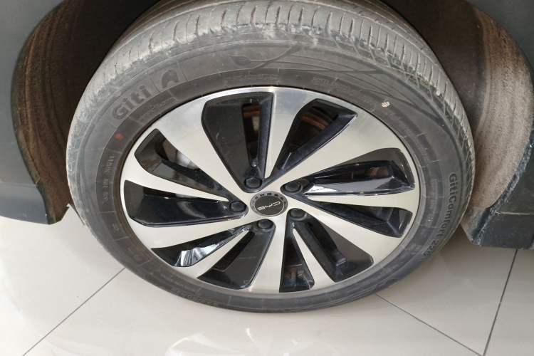 Used BYD Song PLUS New Energy 2023 Champion Edition DM-i 150KM Flagship PLUS
