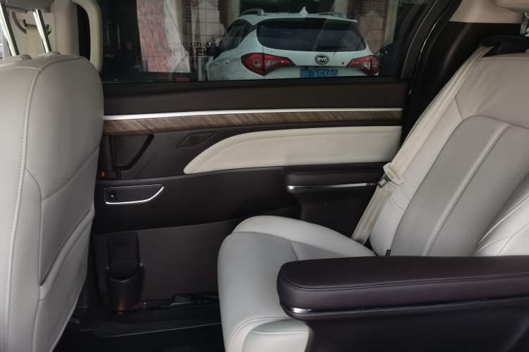 Used GAC Trumpchi M8 2021 Lingxiu Series 390T Deluxe Edition
