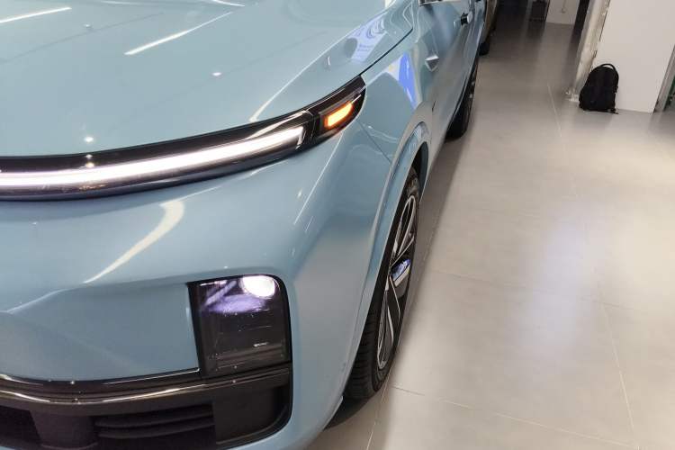 Used Li Auto L8 2024 Ultra Model
