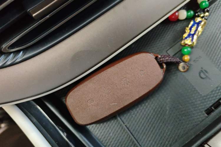 Used Denza D9 2022 DM-i 970 Four-Wheel Drive Flagship Model
