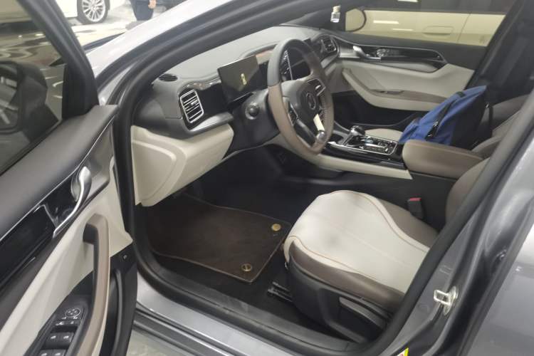 Used BYD Qin PLUS 2024 HONOR Edition DM-i 120KM Leading Model