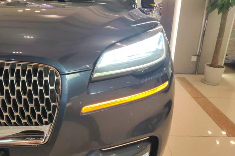 Used Lincoln Aviator 2020 3.0T V6 All-Wheel-Drive Premium Edition
