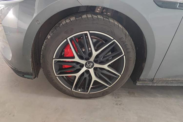 Used BYD Han L 2025 DM-p Four-Wheel-Drive LiDAR Flagship Model
