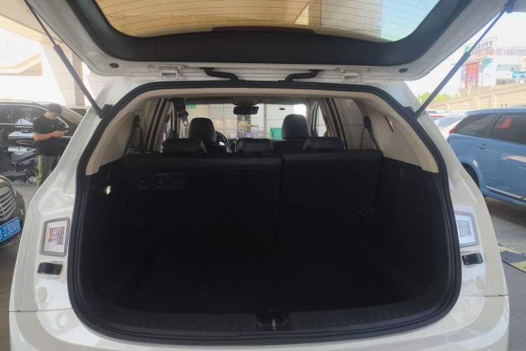 Used Baojun 560 2016 1.8L iAMT Luxury Model
