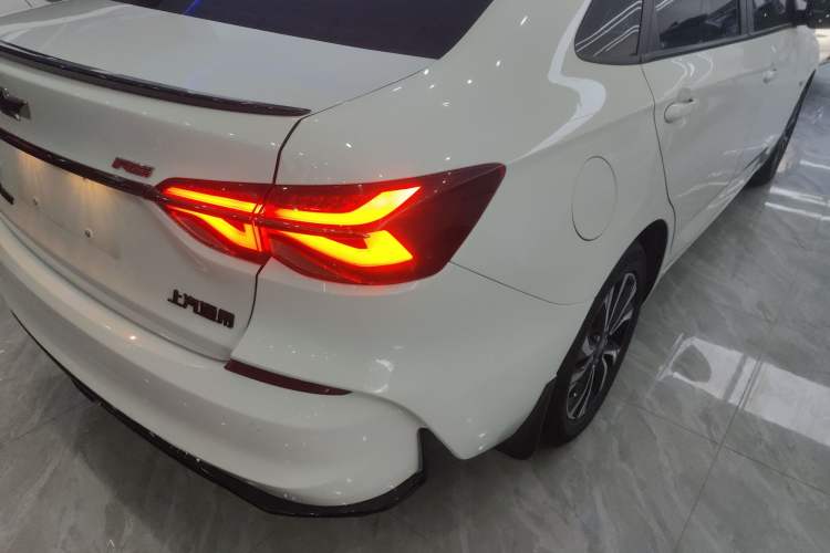 Used Chevrolet Monza 2022 Light Hybrid RS 330T Automatic Comfort Edition
