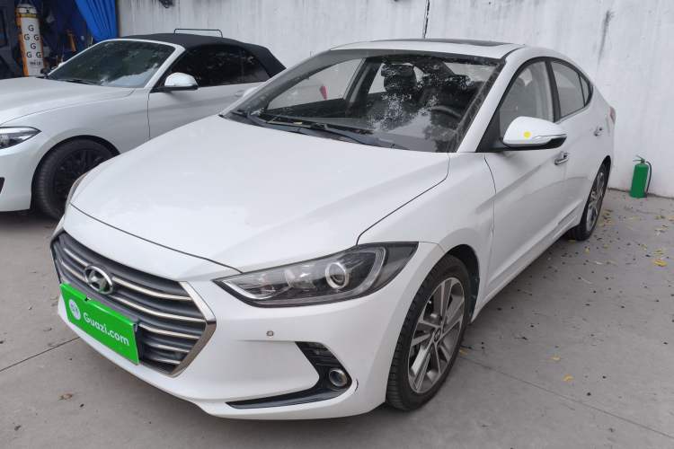 Used Hyundai Elantra 2016 1.6L Automatic ZhiXuan · Luxury Version