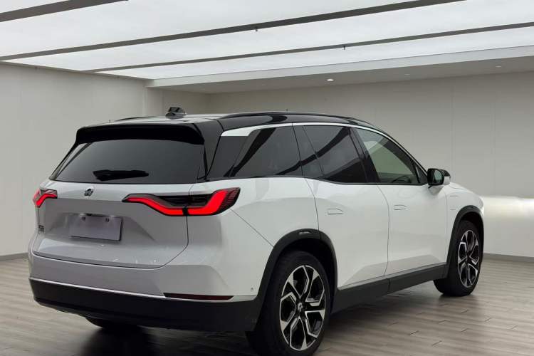 Used Nio ES8 2020 415 km Signature Edition 6-Seater Version
