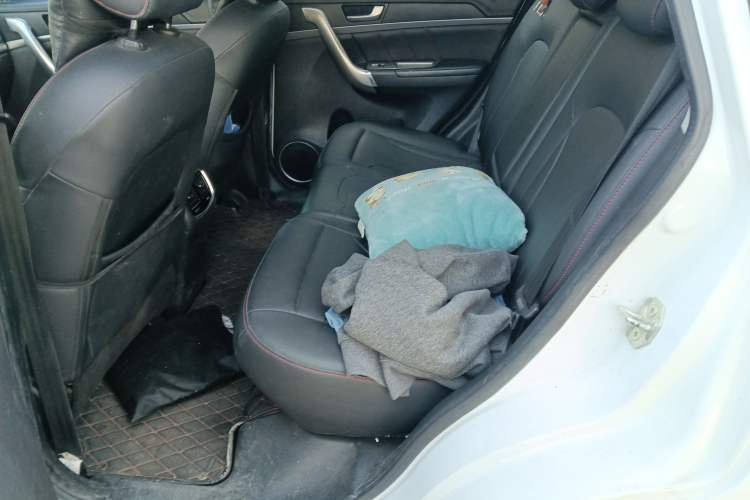 Used Haval M6 2018 Revised Version 1.5T DCT Two-Wheel Drive Elite Edition