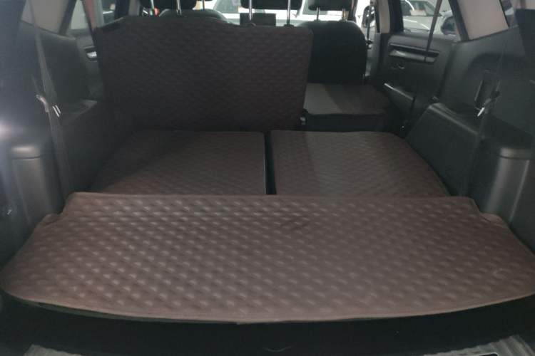 Used Honda Breeze 2023 240TURBO Two-Wheel-Drive Elite PRO 7-Seater
