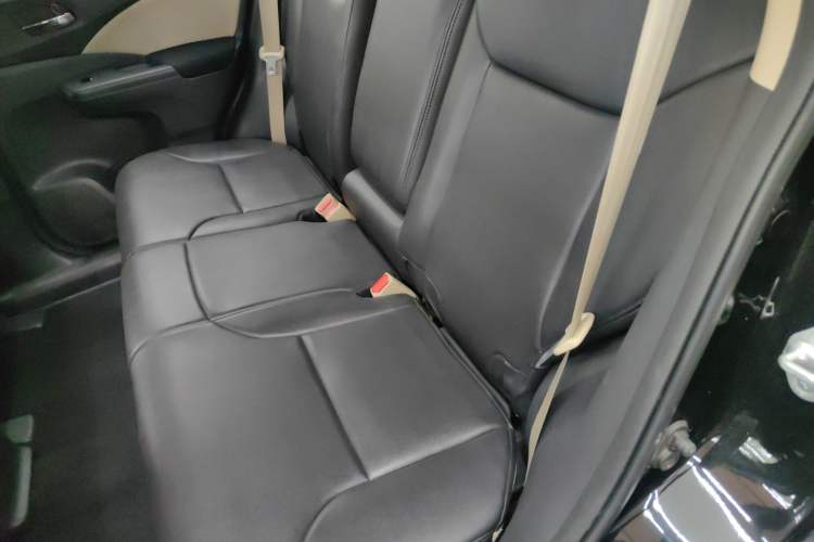 Used Honda CR-V 2016 2.0L two-wheel drive Urban Edition
