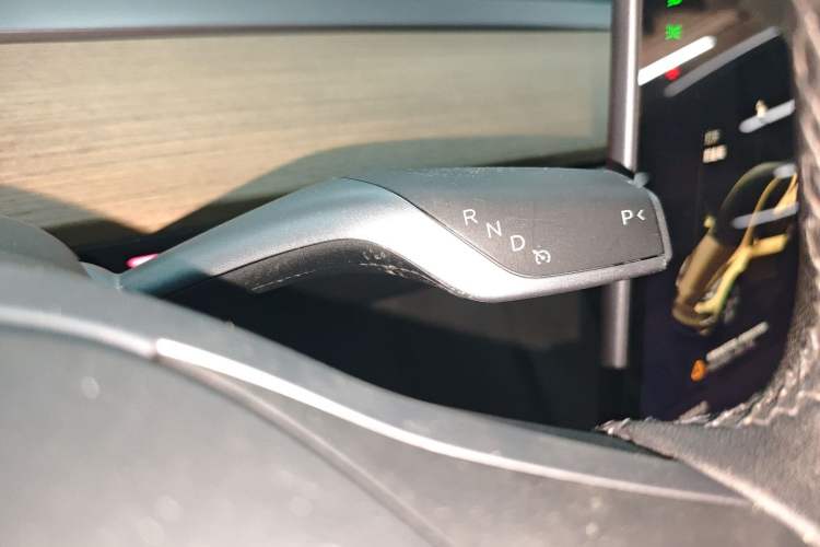 Used Tesla Model Y 2022 Rear-Wheel-Drive Version