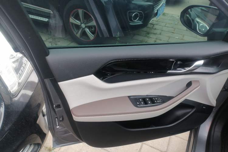 Used BYD Qin PLUS 2023 Champion Edition DM-i 55KM Leading Model
