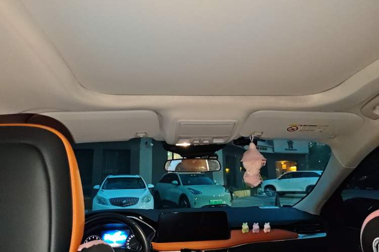 Used Ford Escape 2020 EcoBoost 245 Two-Wheel-Drive Titanium Edition
