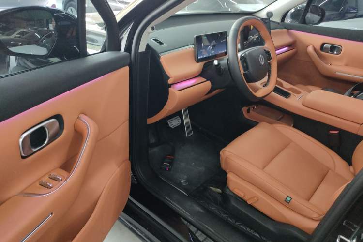 Used Leapmotor C16 2024 Range-Extended 200 Luxury Edition
