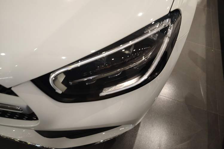 Used Mercedes-Benz GLC 2022 GLC 260 L 4MATIC Luxury Model